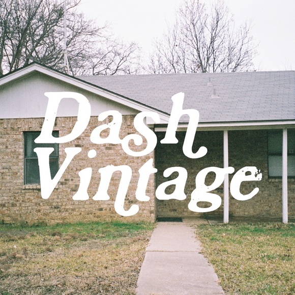 Meet your Posher, Dash - Picture 1 of 1